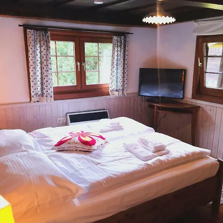 Zipfmatl Keusche Holiday home